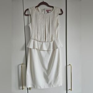 Elegant Cream Sleeveless Dress
